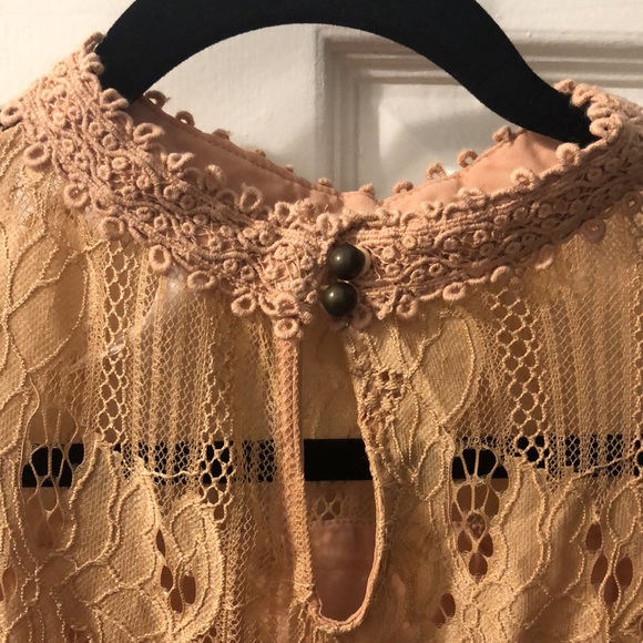 Xhilaration Peach Long Sleeve Lace Blouse. Size S. - Picture 5 of 7